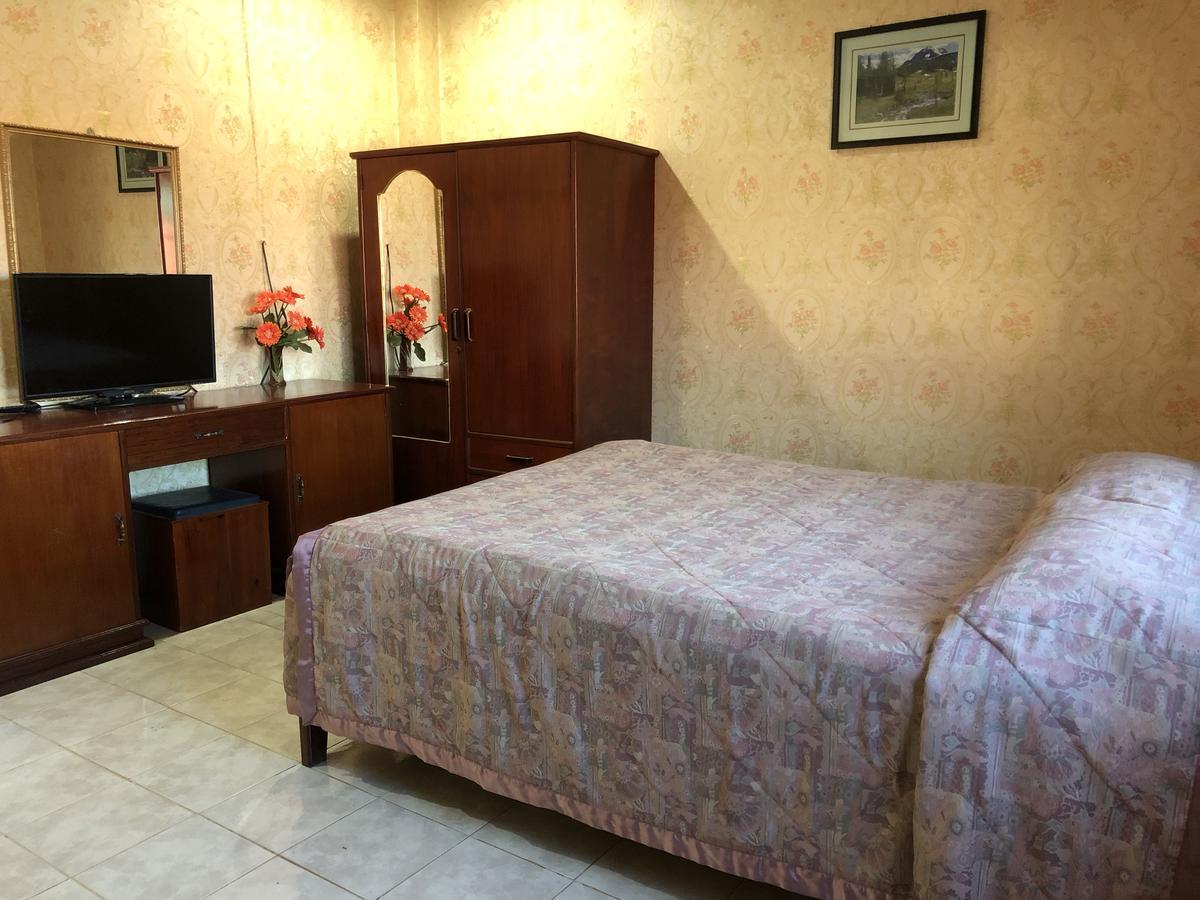 Thaveesinh Hotel Ban Houayxay Exteriör bild